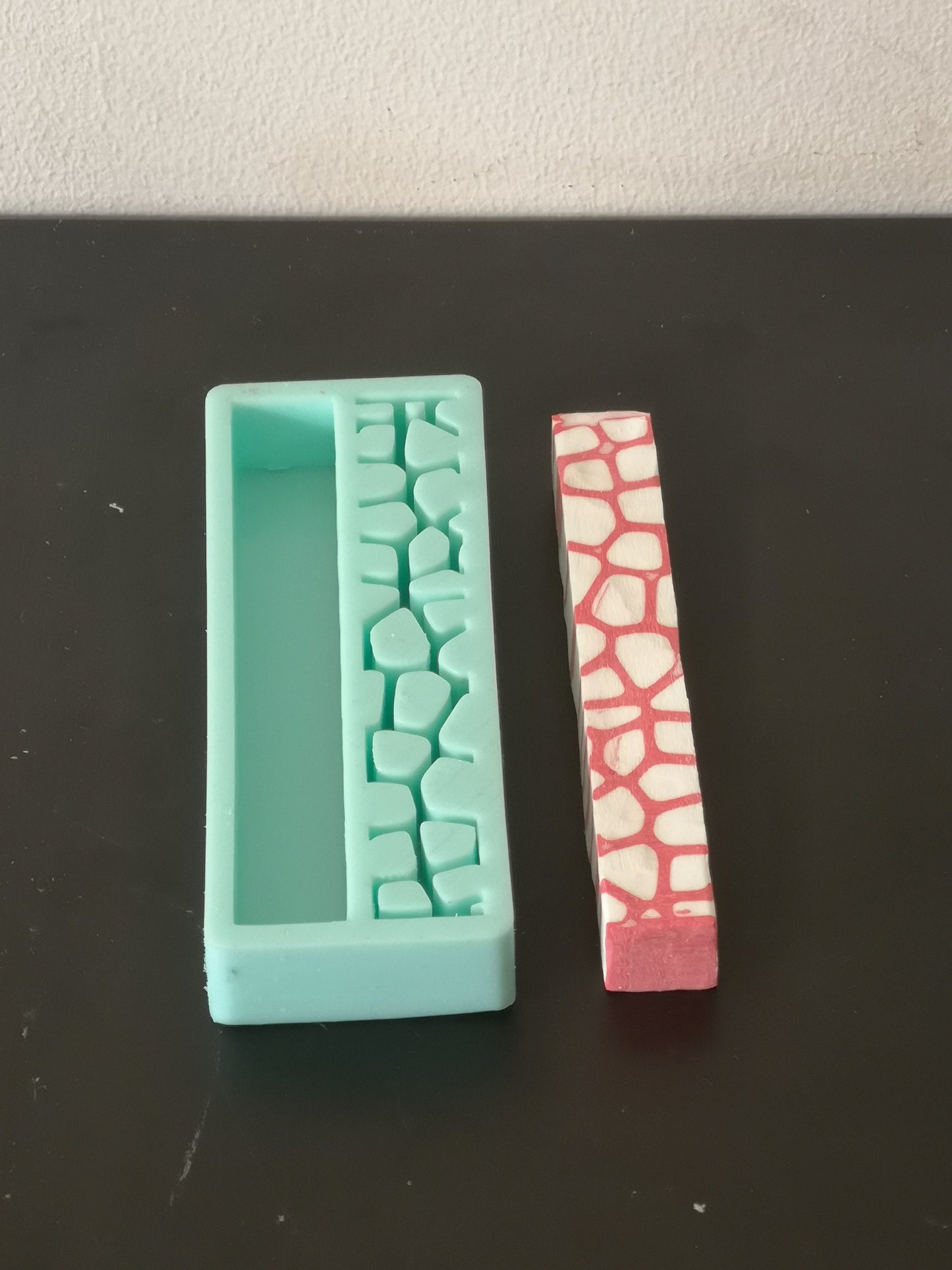 Multi-Cast Silicone Mould for Pen Blanks - Giraffe