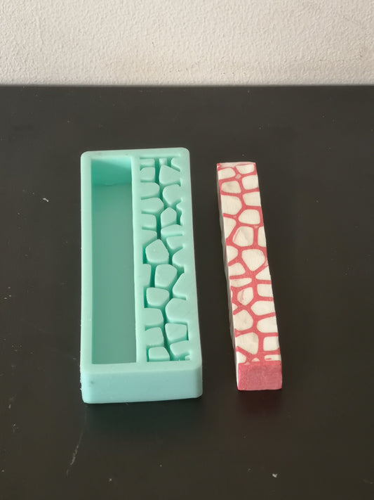 Multi-Cast Silicone Mould for Pen Blanks - Giraffe
